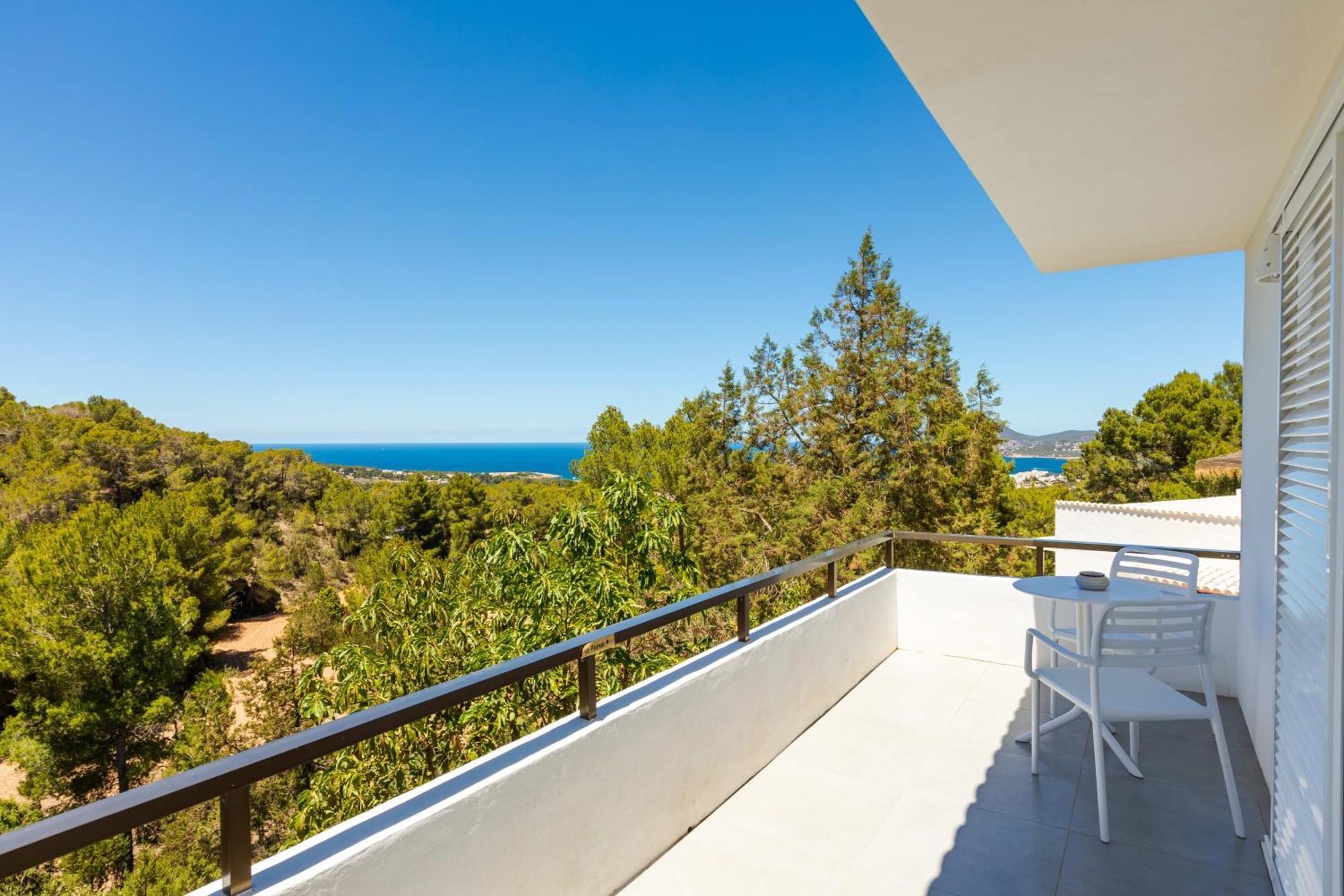 Victoria Sunset Suites Sant Antoni de Portmany Екстериор снимка