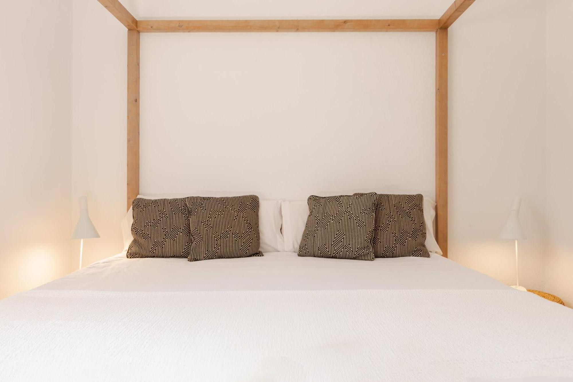 Victoria Sunset Suites Sant Antoni de Portmany Екстериор снимка