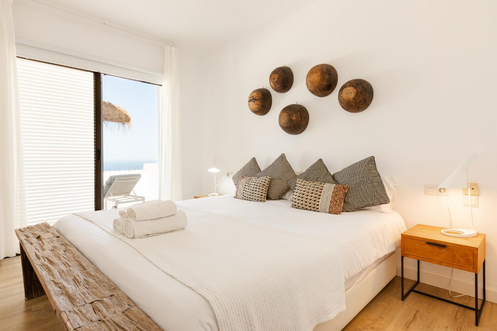 Victoria Sunset Suites Sant Antoni de Portmany Екстериор снимка
